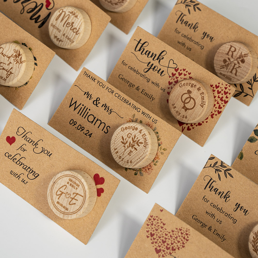 Personalized Gift Wine Bottle  - огляд і ціна Wedding Supply List