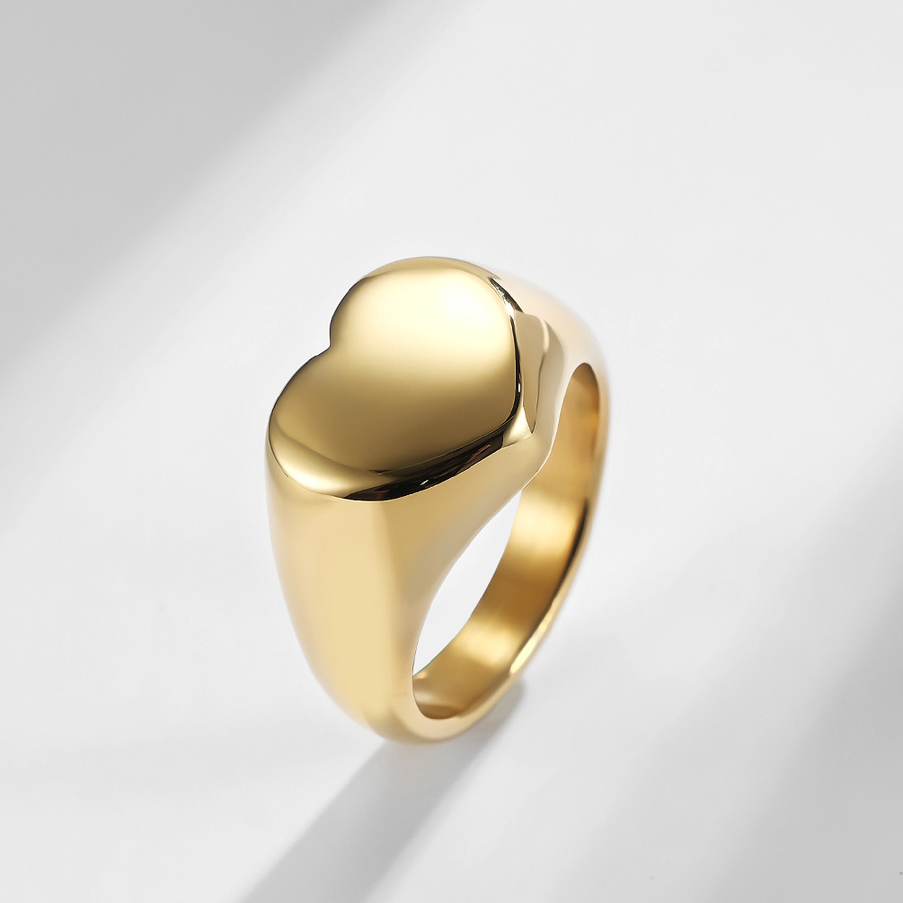 Customized Women Signet Ring C - огляд і ціна Wedding Zone