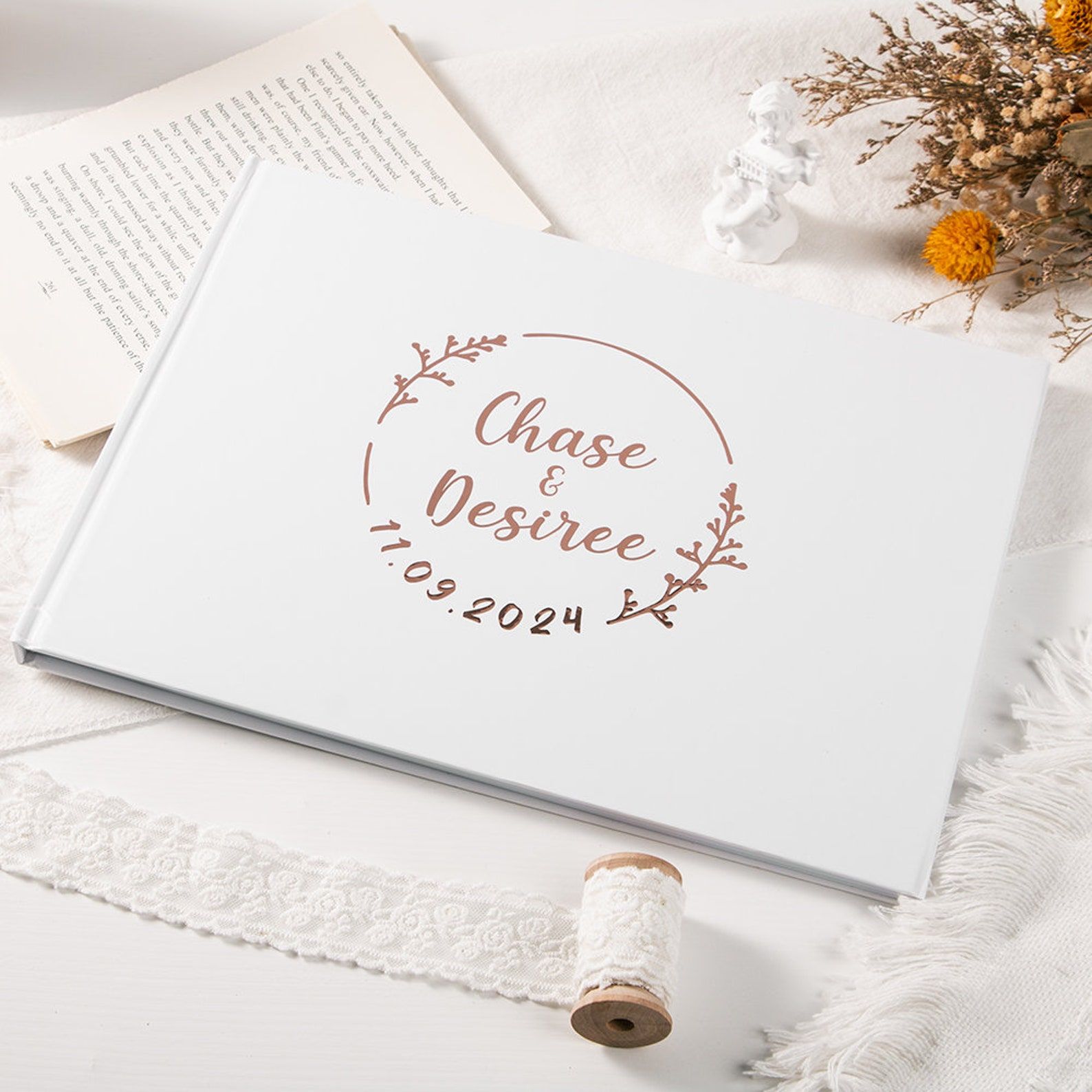 Custom Wedding Guestbook Perso - огляд і ціна Wedding Supply List